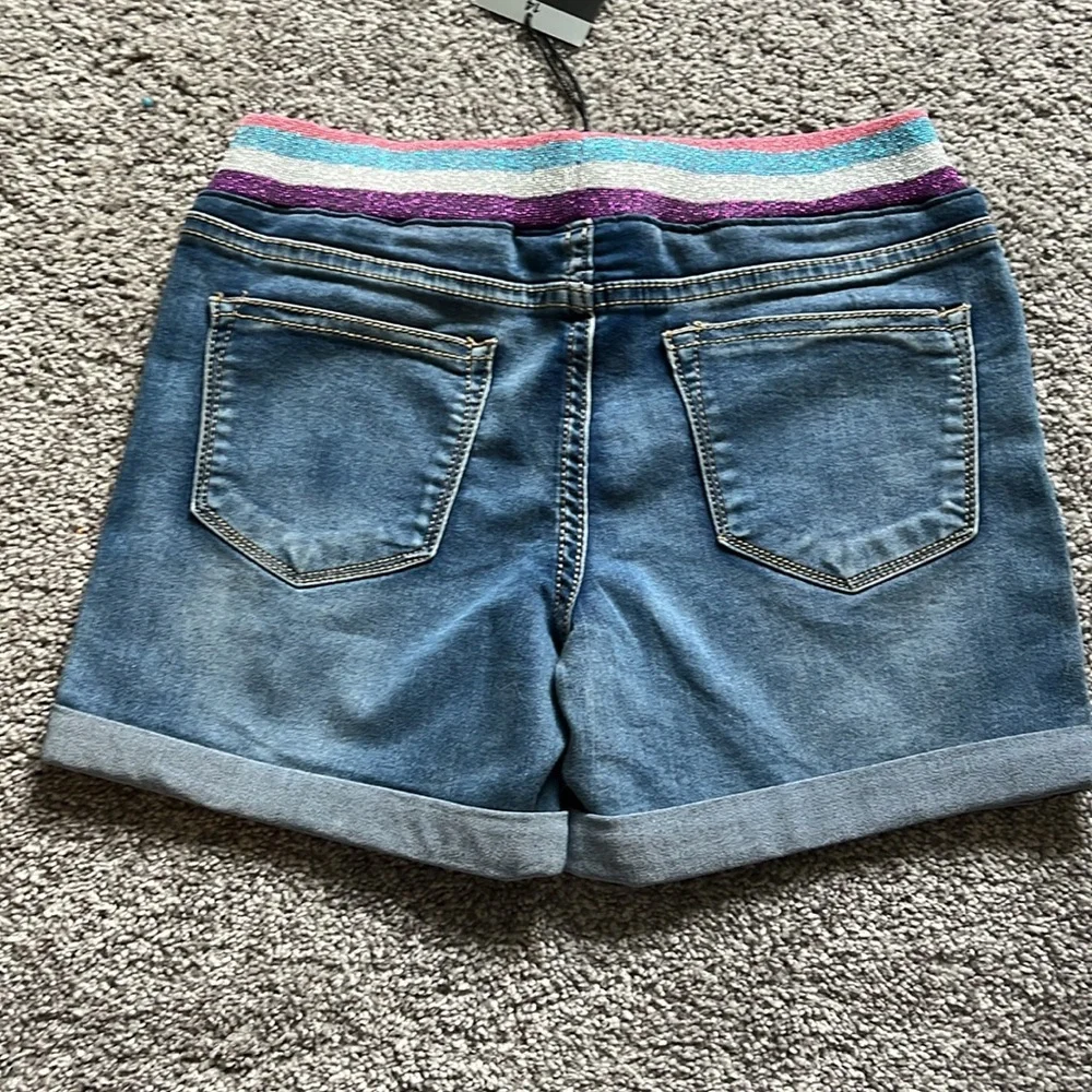 Vigoss New With Tags Malibu Mid-Shorts Size 14